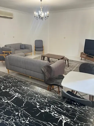 آپارتمان دوخوابه هدیه پالاس واحد 4