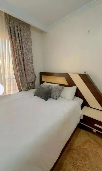 آپارتمان دوخوابه میلاد 17 غربی