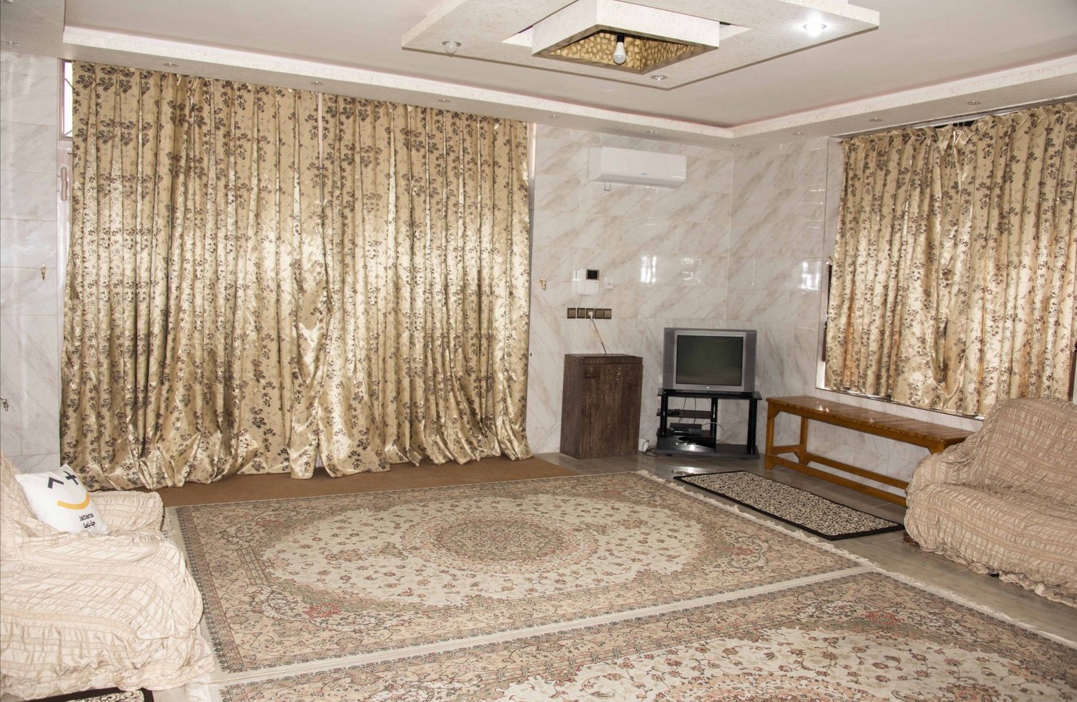 سوئیت یک خوابه الماس شب