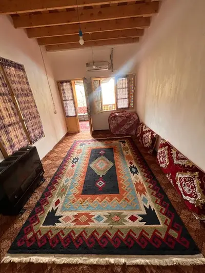 بومگردی شاه ماهی - واحد استخر ۲