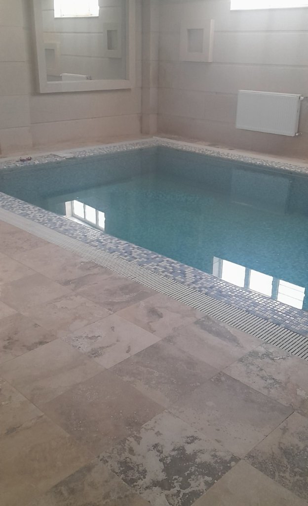 ویلا فلت استخردار چهارفصل صدرا