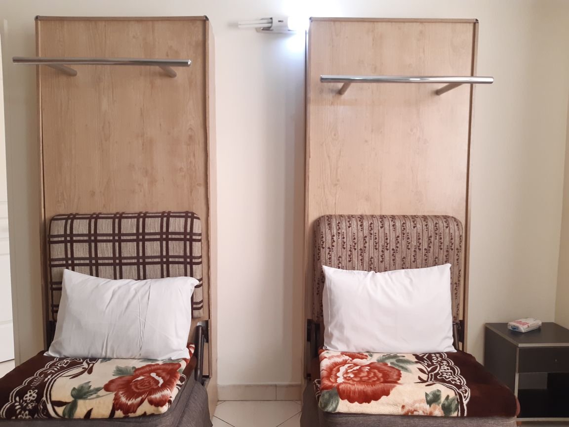 مسافرخانه هزارویک پنج تخت اتاق پنج تخته