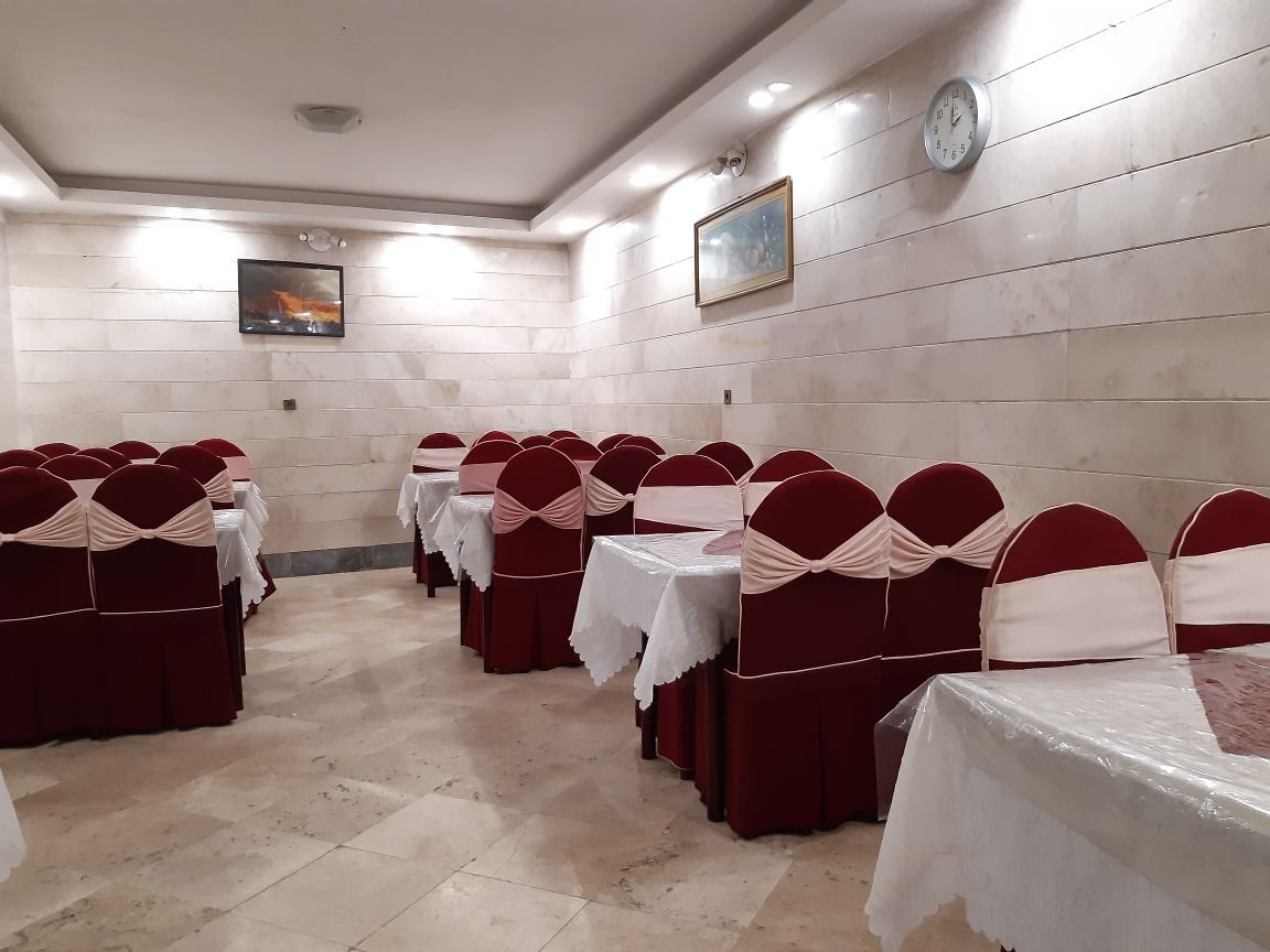 مسافرخانه عارف اتاق پنج تخته