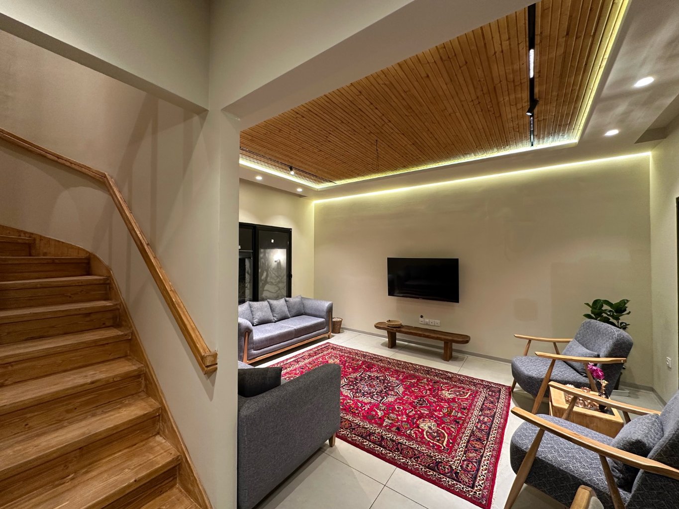 ویلا دوخوابه دوبلکس استخردار آبگرم شالی