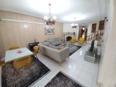 آپارتمان سه خوابه همت 19