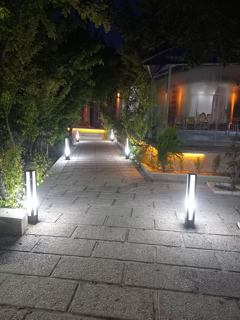 ویلا دوخوابه استخردار آبگرم یزدان