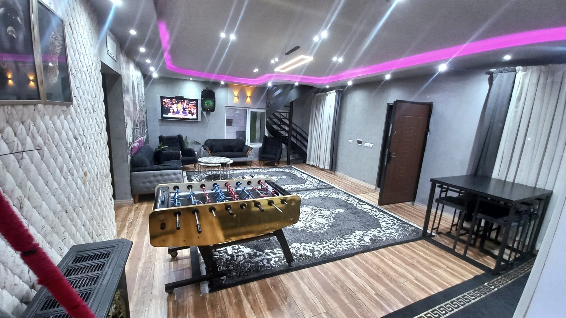 ویلا دوخوابه استخردار آبگرم پاییزان