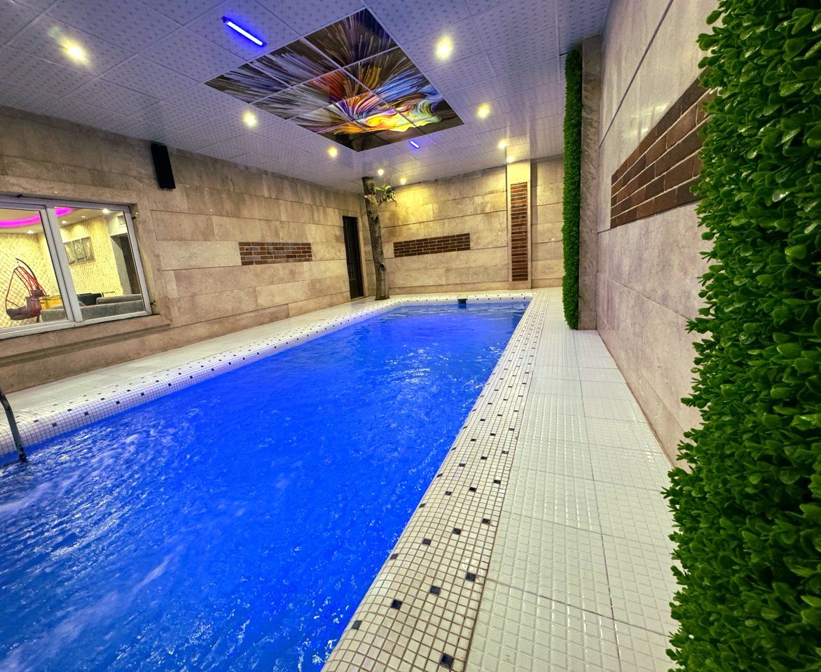 ویلا دوخوابه استخردار آبگرم پاییزان