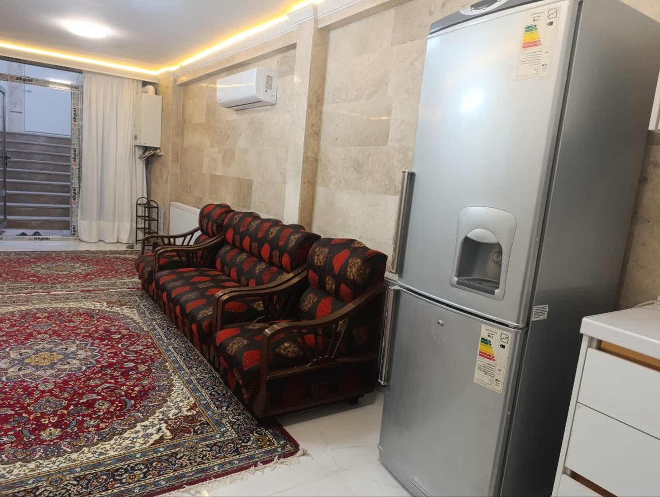 آپارتمان یک خوابه زائر