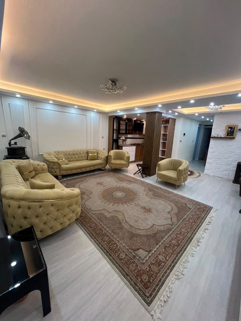 آپارتمان دوخوابه دیاری پور