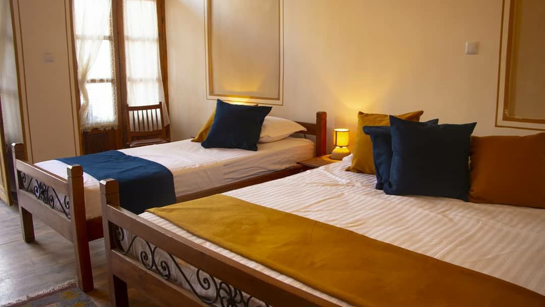 اقامتگاه سنتی میدان کوچک - واحد تسی رانی