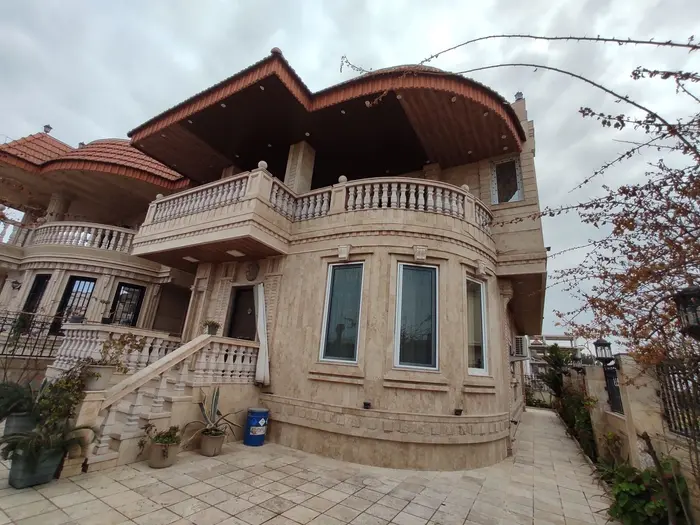 دوخوابه ساحلی استخردار آبگرم براری