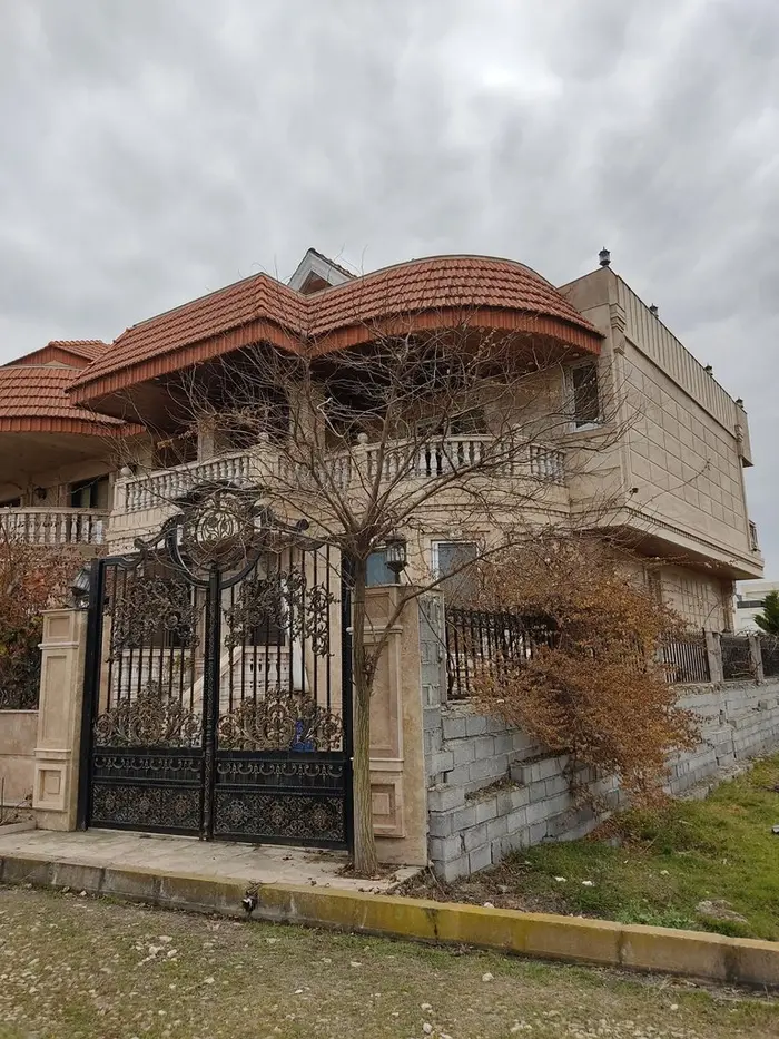 دوخوابه ساحلی استخردار آبگرم براری