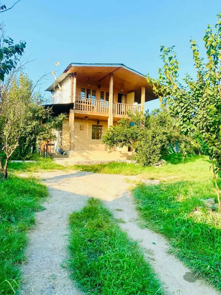 کلبه دوخوابه چوبی هیرسا - نمای اصلی