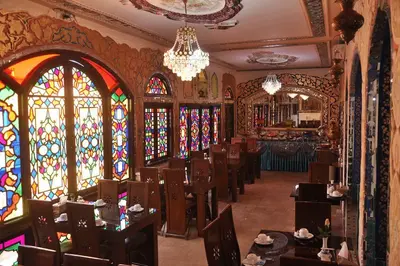 اقامتگاه سنتی طلوع خورشید - واحد 109