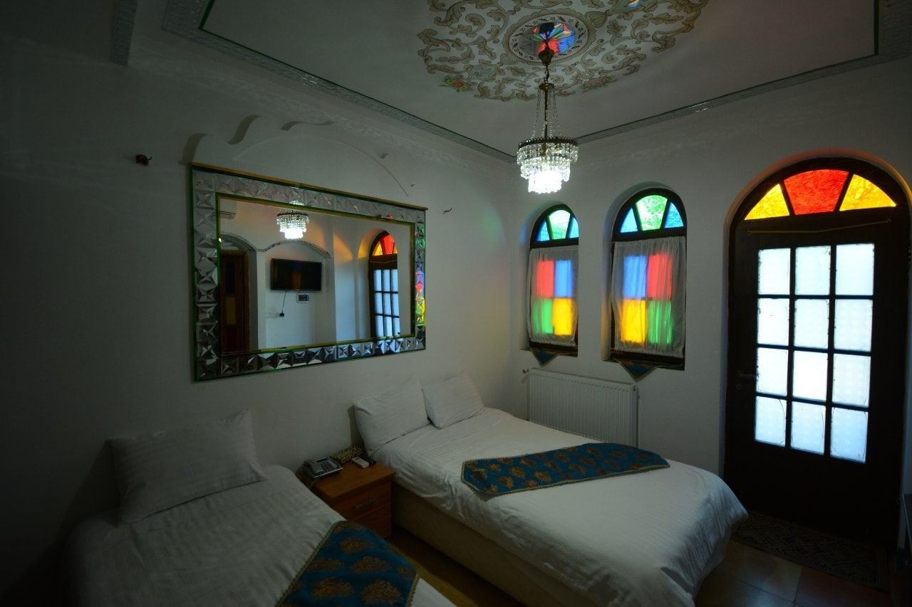 اقامتگاه سنتی طلوع خورشید - واحد دوتخته ۱۰6