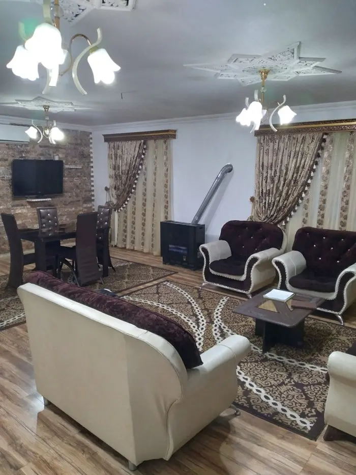 ویلا دوخوابه استخردار آبگرم بهار 01