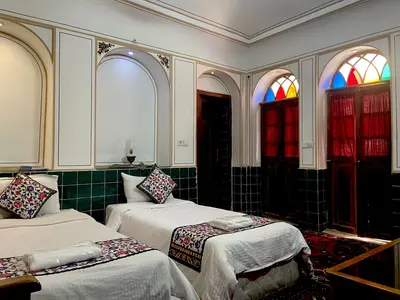 اقامتگاه سنتی عمارت یاس اصفهان - واحد شمعدونی