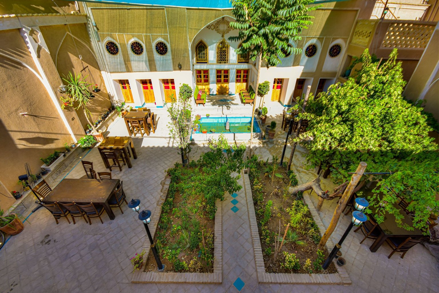 اقامتگاه سنتی یاس اصفهان - واحد همیشه بهار