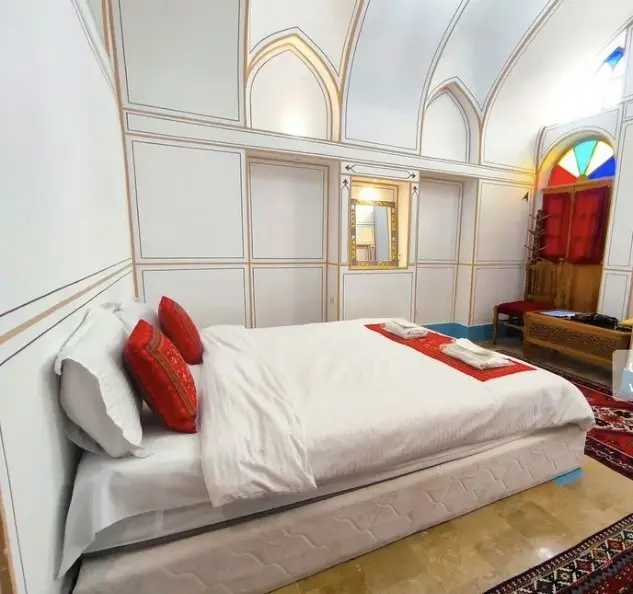 اقامتگاه سنتی عمارت یاس اصفهان - واحد ترنج