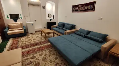 بومگردی خانم تاج - واحد آفتاب