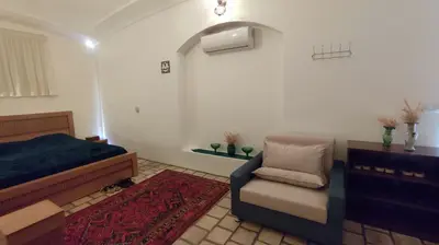 بومگردی خانم تاج - اتاق گندم