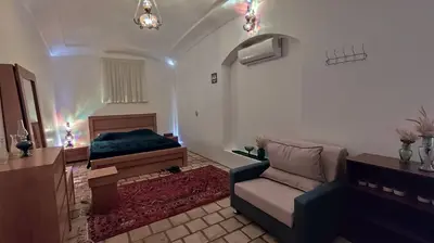 بومگردی خانم تاج - اتاق گندم