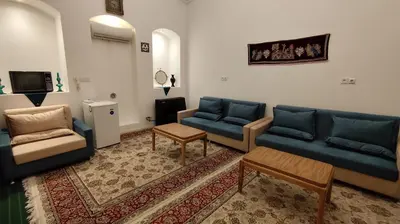 بومگردی خانم تاج - واحد آفتاب