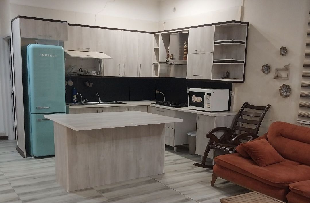 ویلا دوخوابه استخردار آبگرم عزیزی ۱