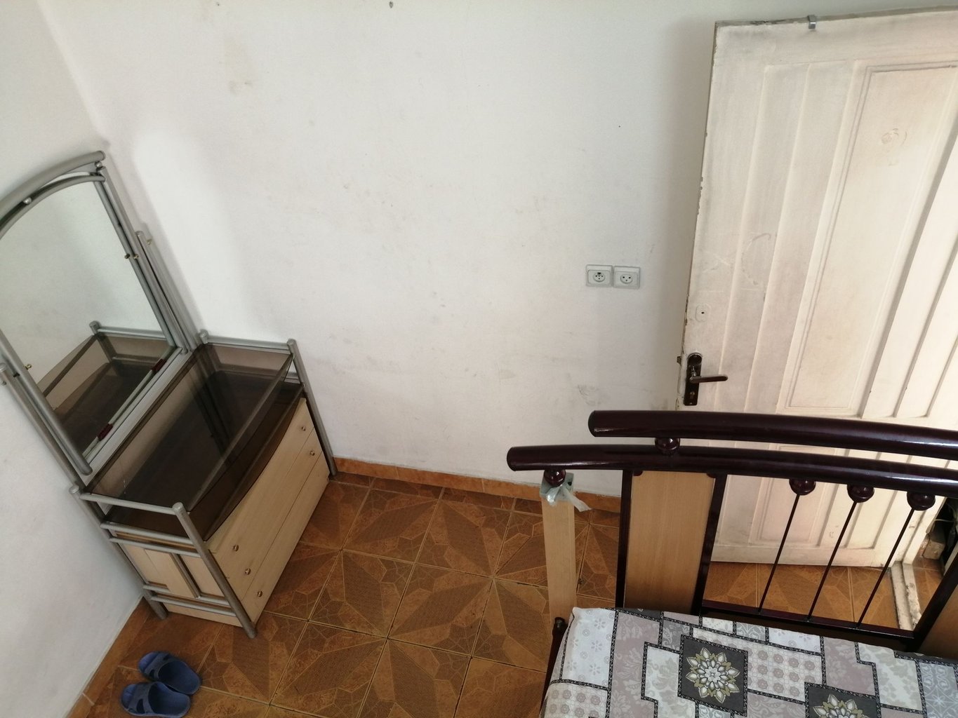 آپارتمان یک‌ خوابه دانشگاه