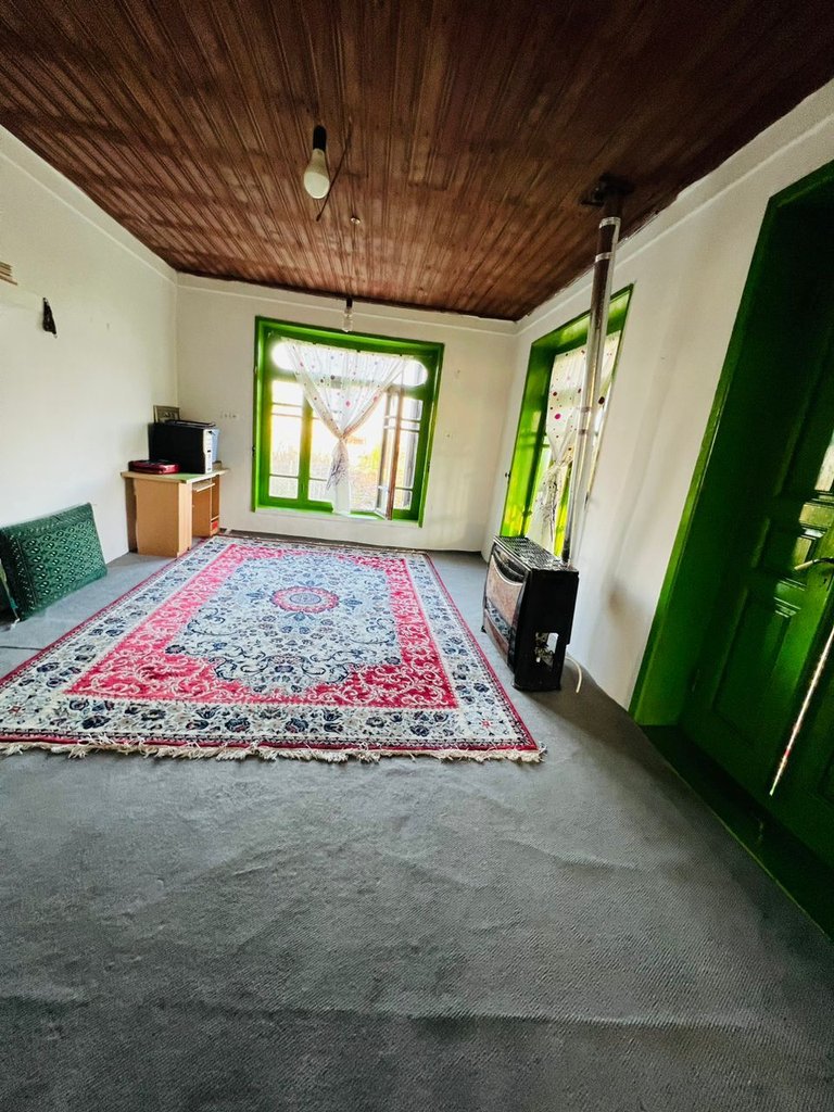 فلت هنری بالا خانه