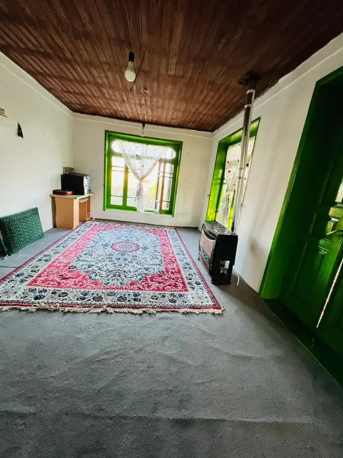 اقامتگاه سنتی فلت هنری بالا خانه