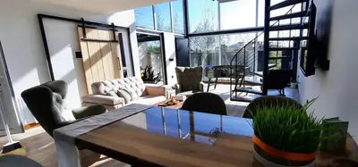 ویلا دوخوابه دوبلکس جکوزی دار یاس