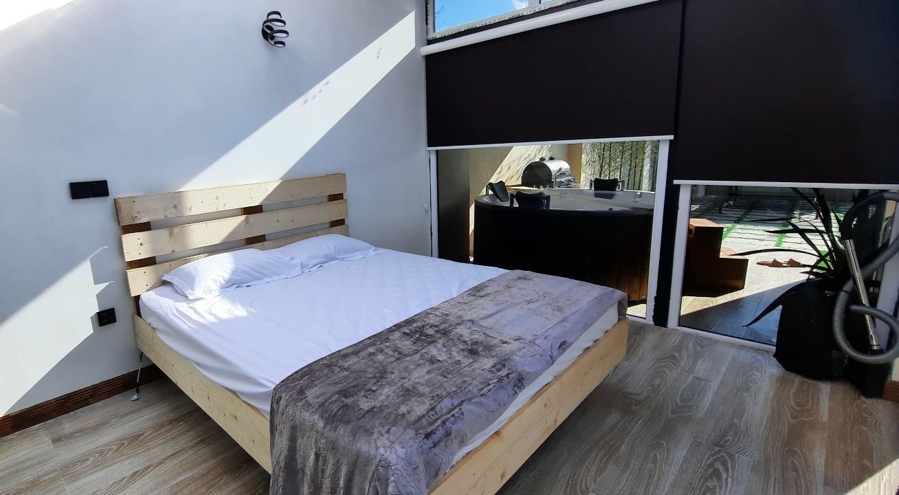 دوخوابه دوبلکس جکوزی دار یاس