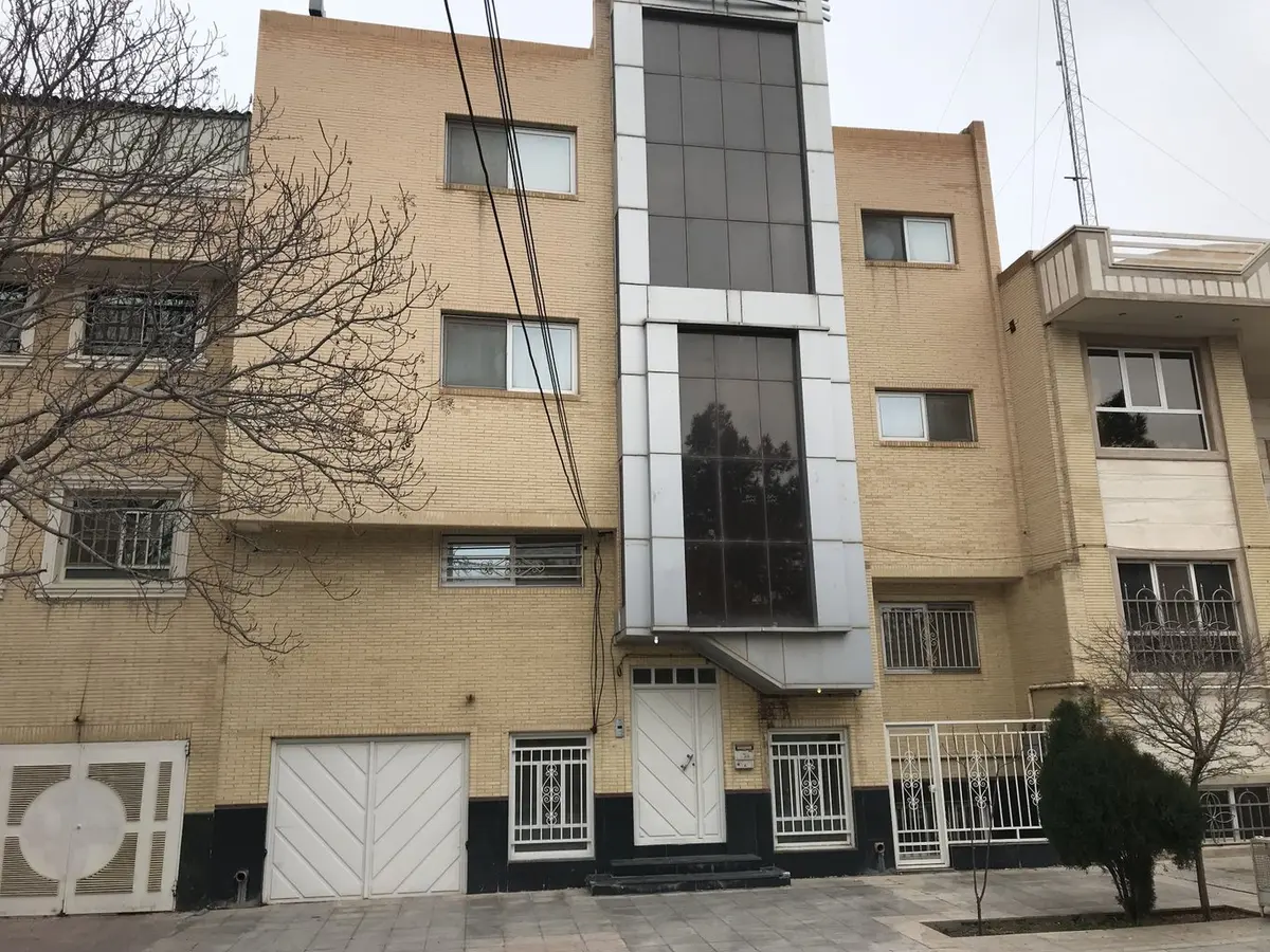 آپارتمان یک خوابه شاداب - ورودی ساختمان