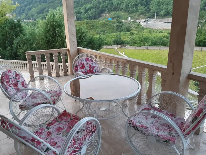 ویلا دوخوابه جنگلی کریمی 2 - ایوان