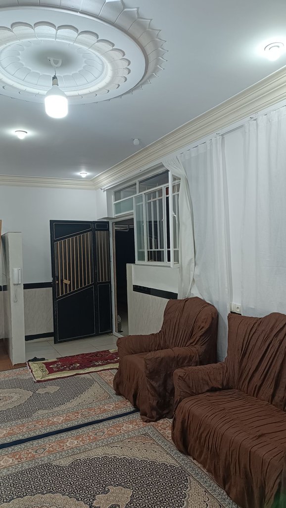 سوئیت یک خوابه زریبار