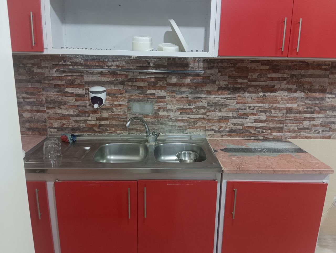 آپارتمان دوخوابه امیدوار