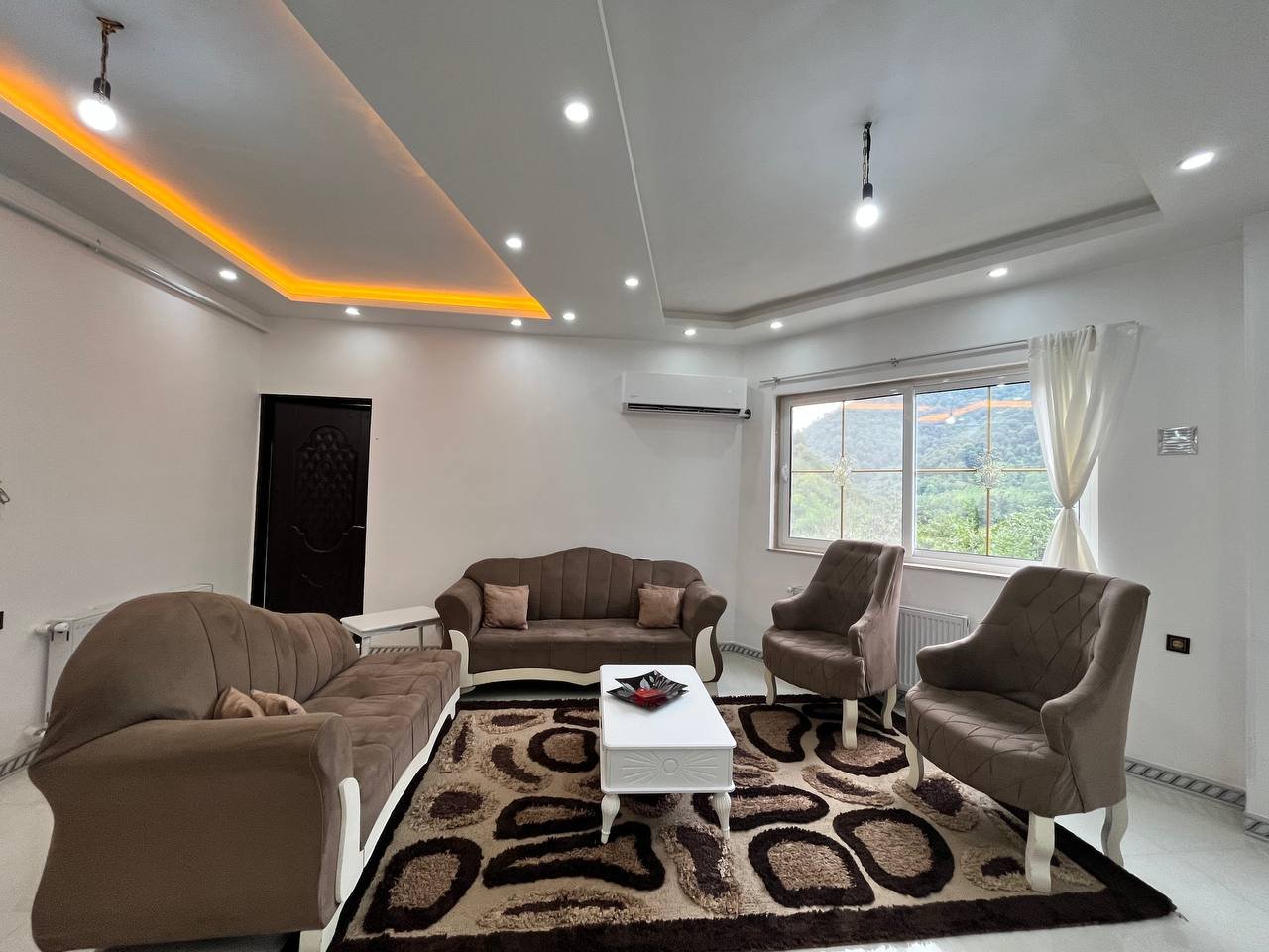 آپارتمان دوخوابه عمارت مادر 2