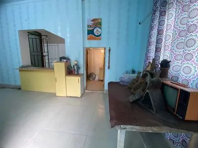 بومگردی گزی - واحد کوچک