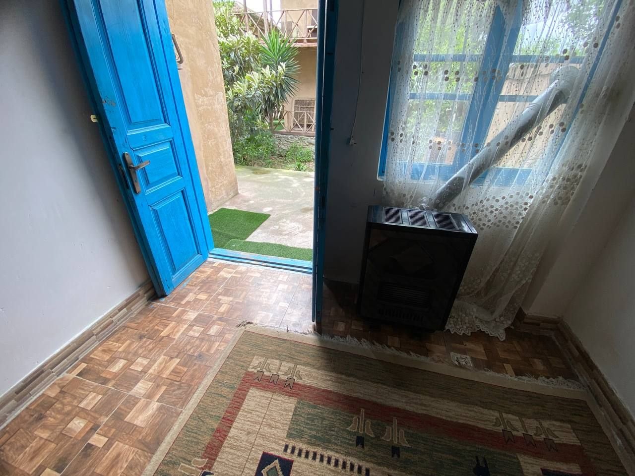 بوم گردی گزی - واحد کوچک