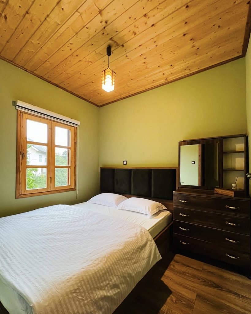 یک خوابه جکوزی دار جنگلی دهلی