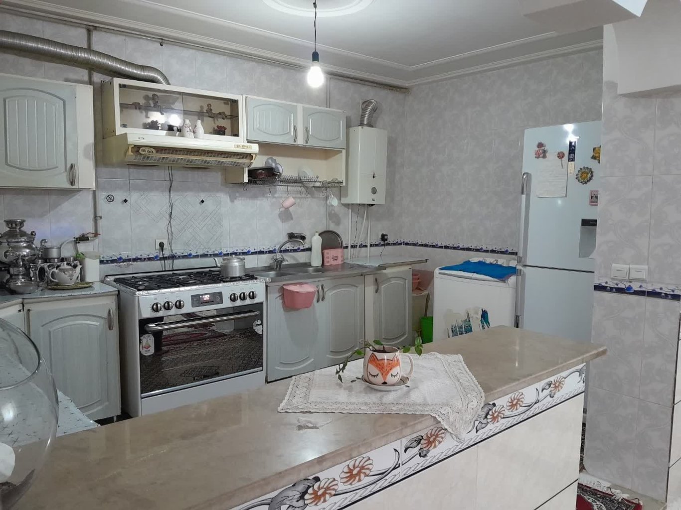 سوئیت دوخوابه خانه دوست ابر