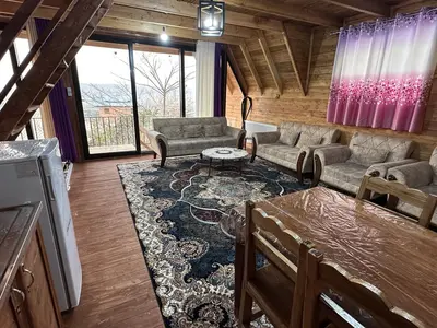 کلبه دوخوابه سوئیسی جکوزی دار الماس شمال