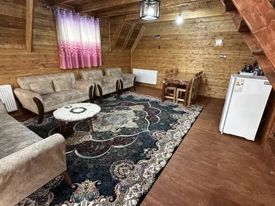 کلبه دوخوابه سوئیسی جکوزی دار الماس شمال