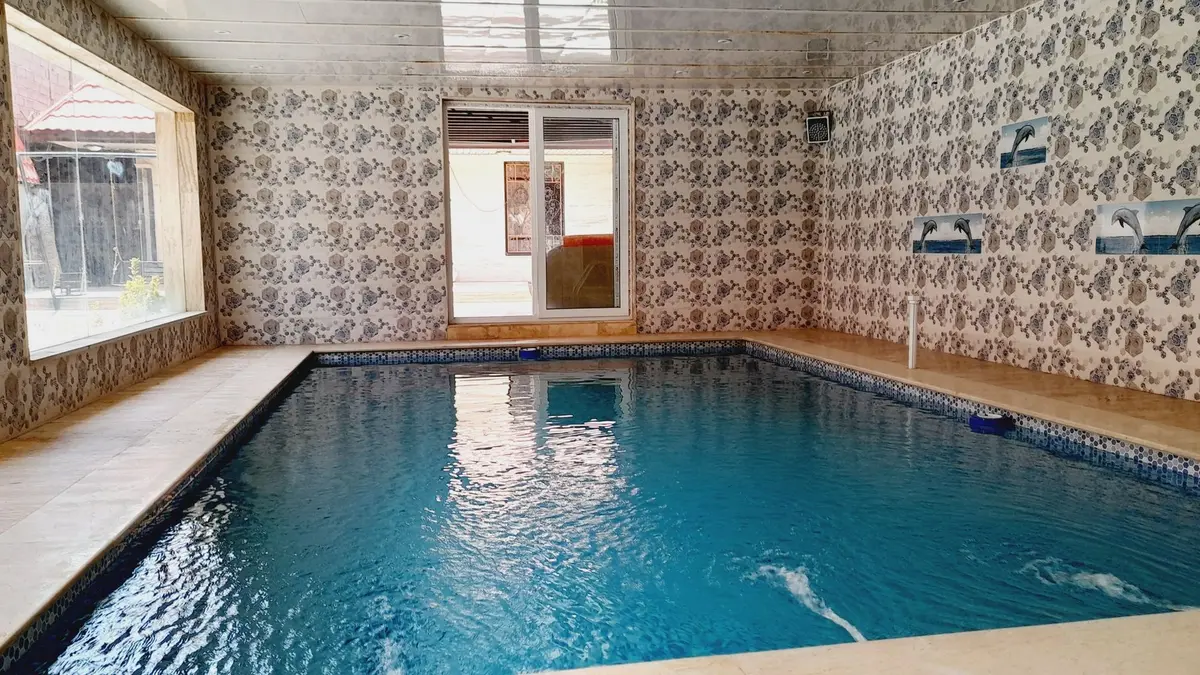 ویلا دوخوابه استخردار آبگرم بارانا - استخر سرپوشیده