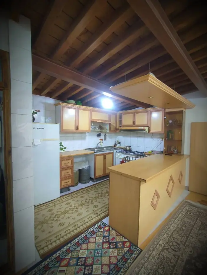 سوئیت فلت ریحانه بر