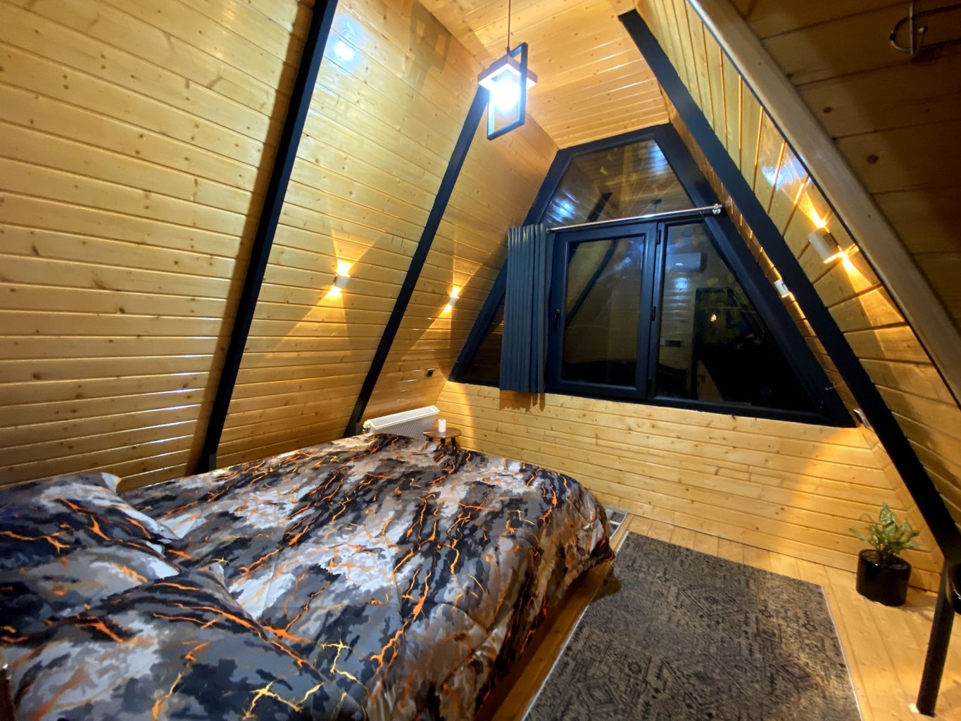 دوخوابه دوبلکس سوئیسی میخک