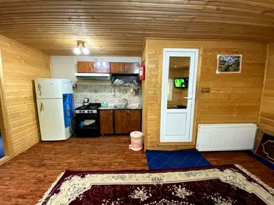 کلبه دوخوابه جنگلی اسب ریسه