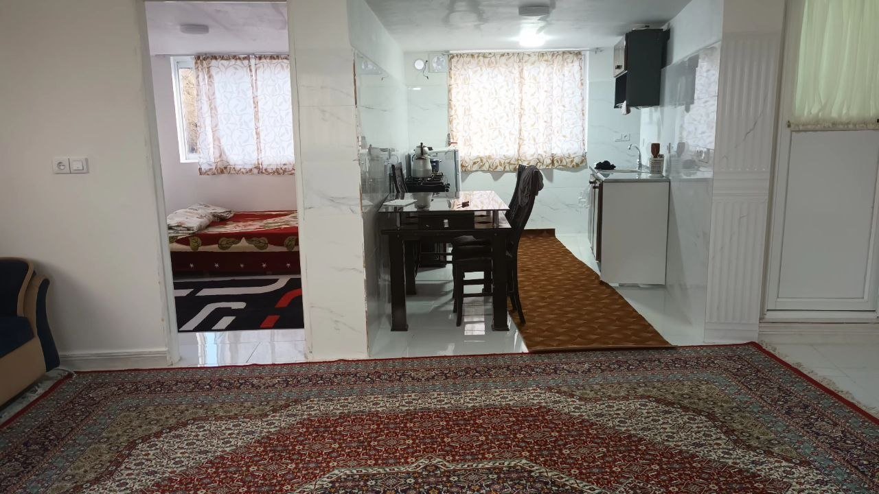 سوئیت یک خوابه تام